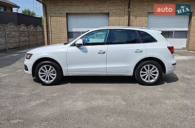 Внедорожник / Кроссовер Audi Q5 2015 в Киеве