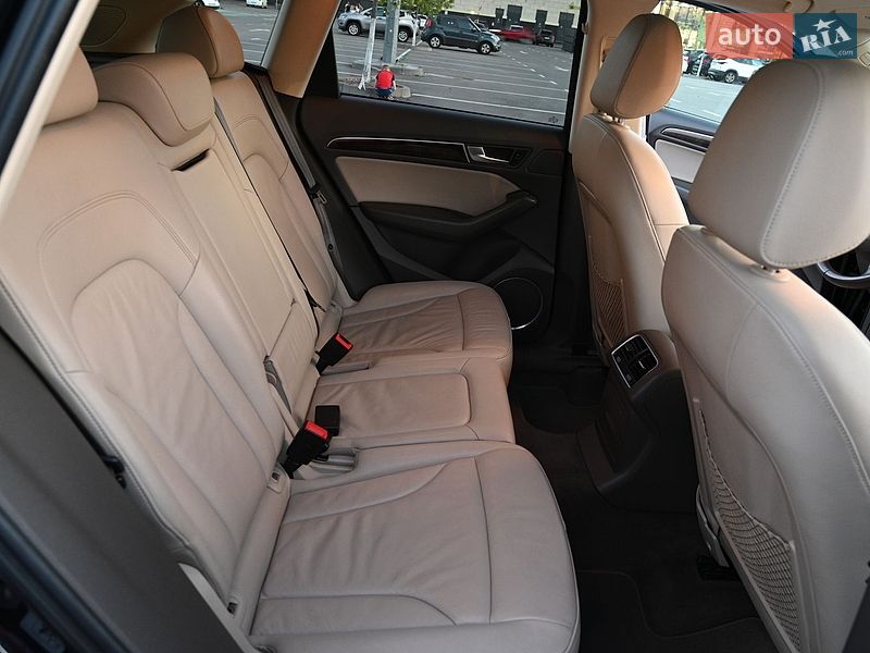 Внедорожник / Кроссовер Audi Q5 2016 в Киеве