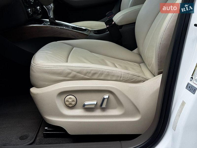 Внедорожник / Кроссовер Audi Q5 2013 в Ровно