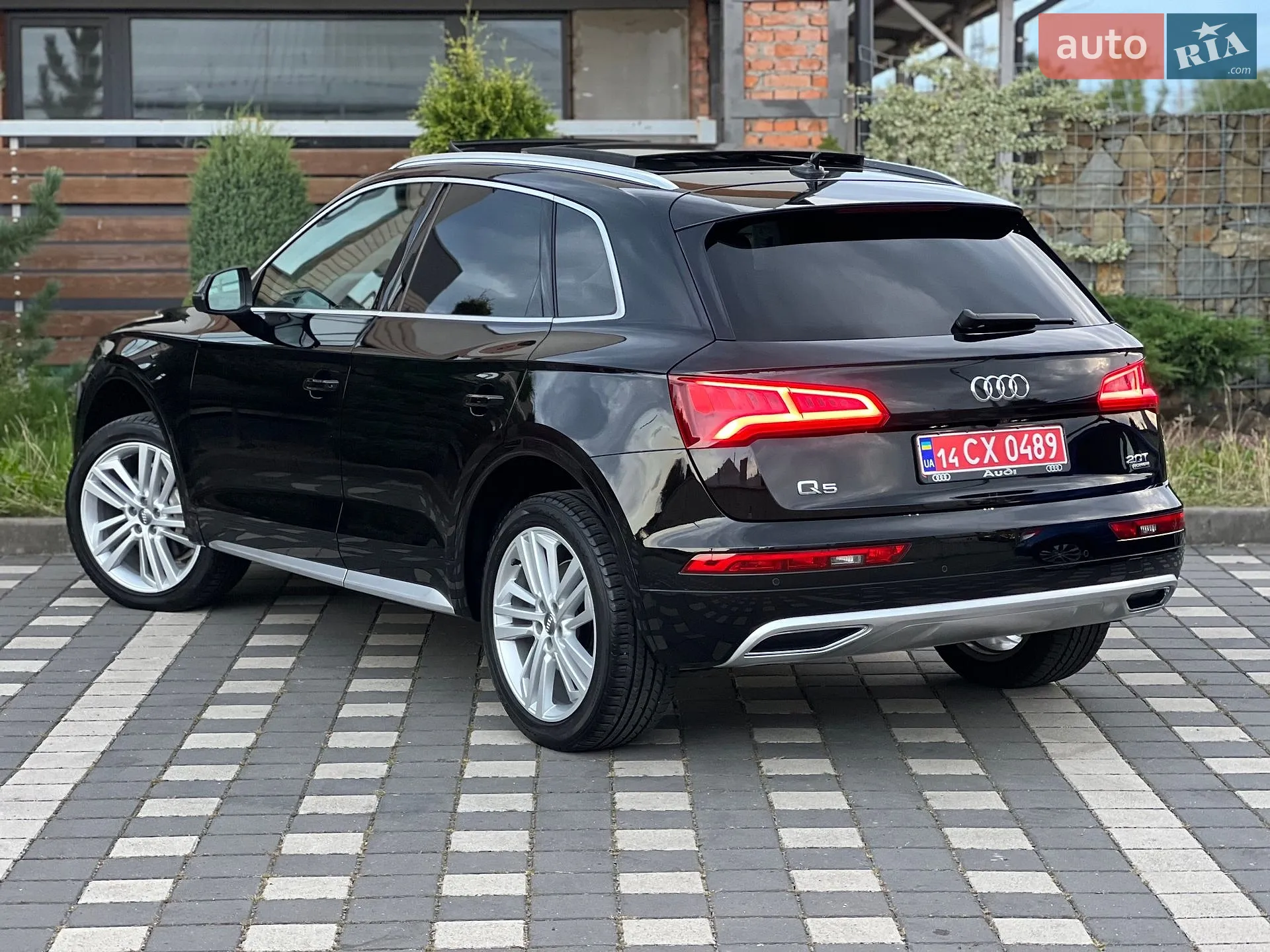 Audi Q5 2018 VIN WA1BNAFY2J2202710 фото оголошення 33 з 140