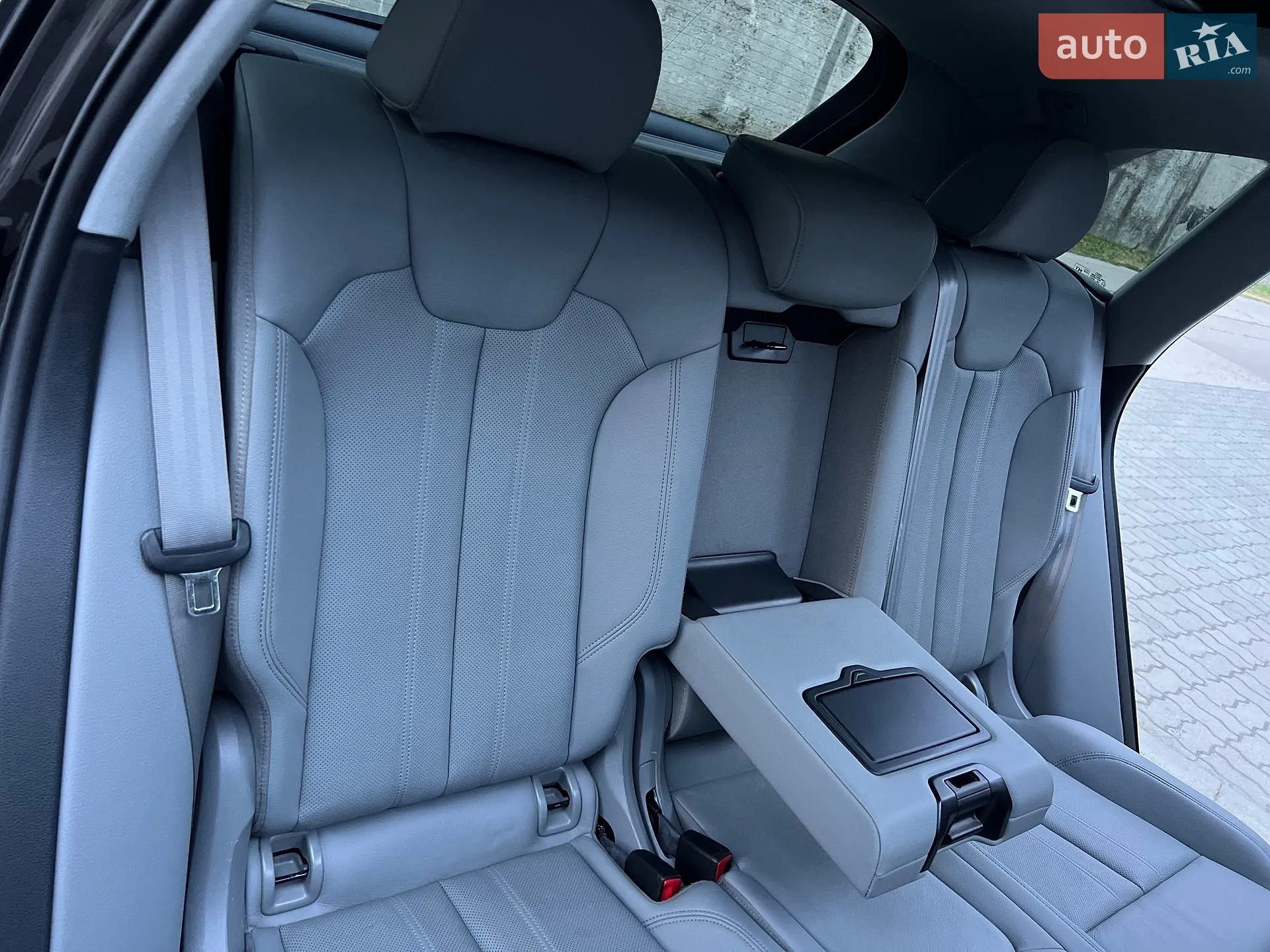Audi Q5 2018 VIN WA1BNAFY2J2202710 фото оголошення 86 з 140
