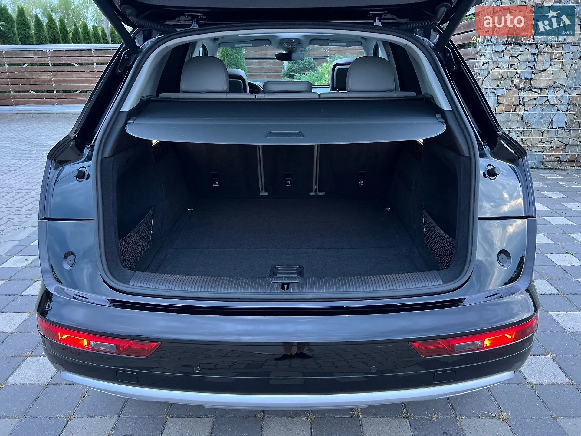 Audi Q5 2018 VIN WA1BNAFY2J2202710 фото оголошення 131 з 140
