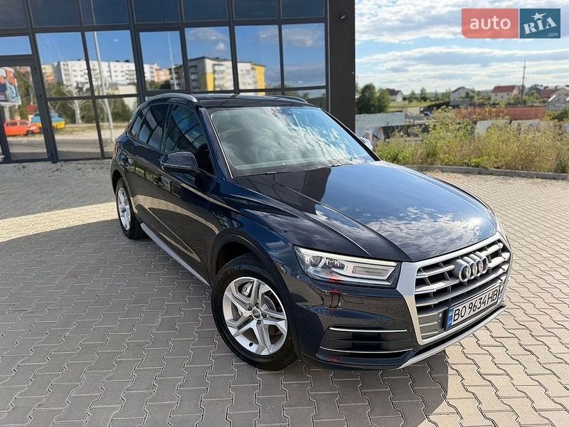 Внедорожник / Кроссовер Audi Q5 2018 в Тернополе
