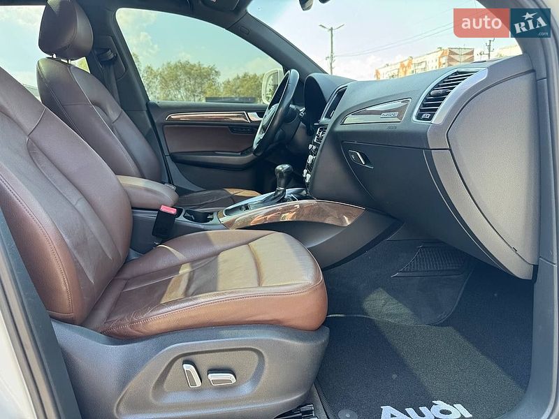 Внедорожник / Кроссовер Audi Q5 2014 в Черновцах