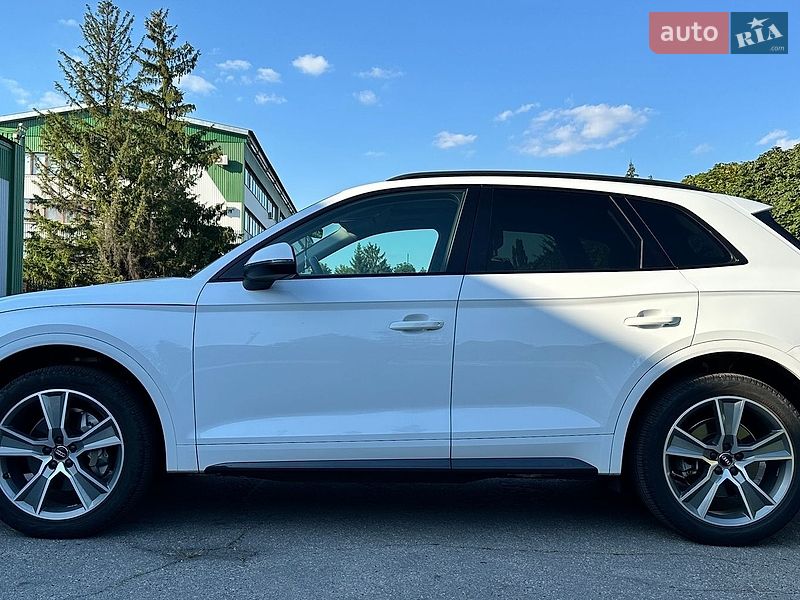 Позашляховик / Кросовер Audi Q5 2019 в Полтаві