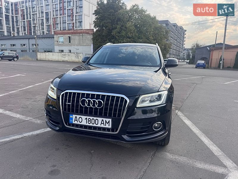 Внедорожник / Кроссовер Audi Q5 2016 в Ужгороде