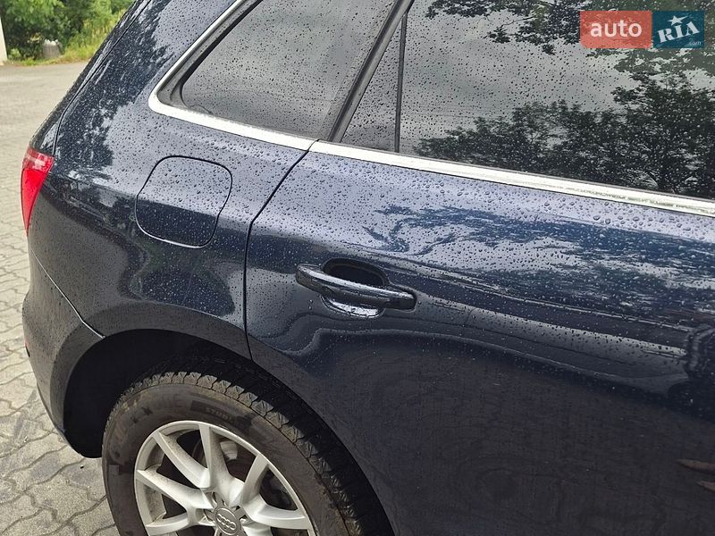 Позашляховик / Кросовер Audi Q5 2011 в Стрию