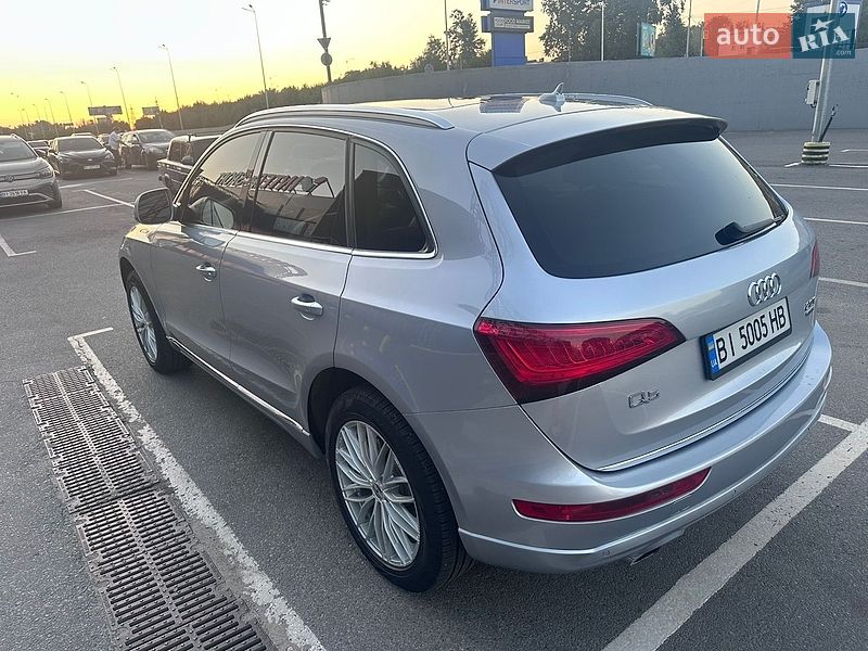 Позашляховик / Кросовер Audi Q5 2016 в Полтаві