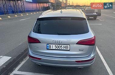 Позашляховик / Кросовер Audi Q5 2016 в Полтаві