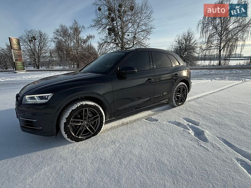Позашляховик / Кросовер Audi Q5 2019 в Богуславі