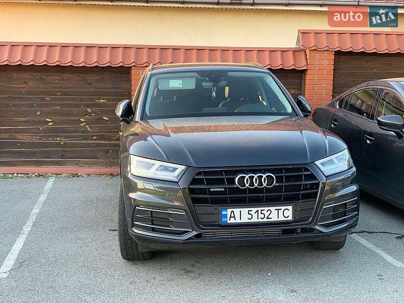 Позашляховик / Кросовер Audi Q5 2019 в Богуславі