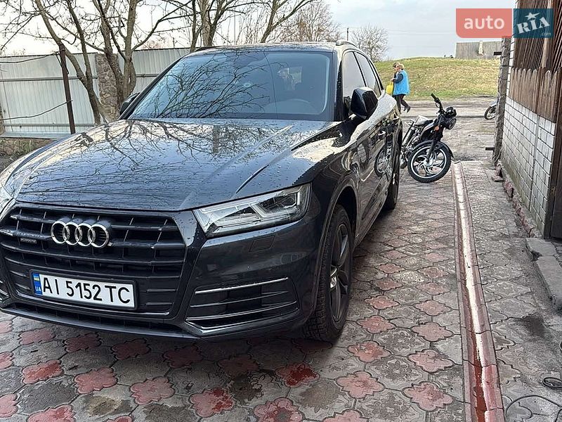 Позашляховик / Кросовер Audi Q5 2019 в Богуславі