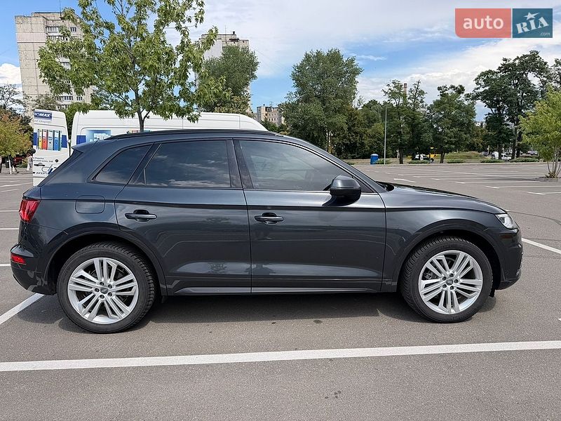 Позашляховик / Кросовер Audi Q5 2019 в Києві фото 5 Позашляховик / Кросовер Audi Q5 2019 в Києві