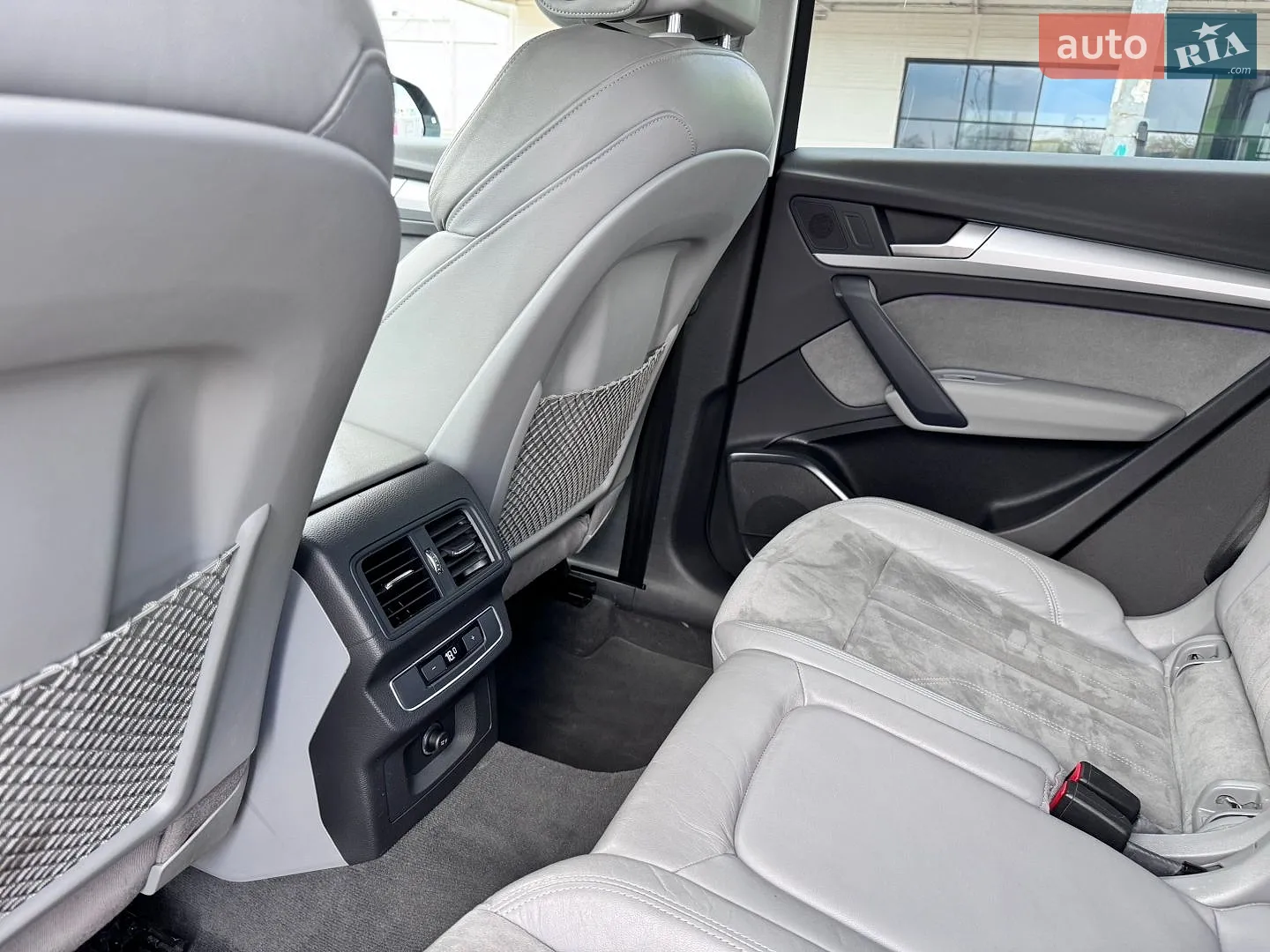 2020 Audi Q5 - мініатюра 18