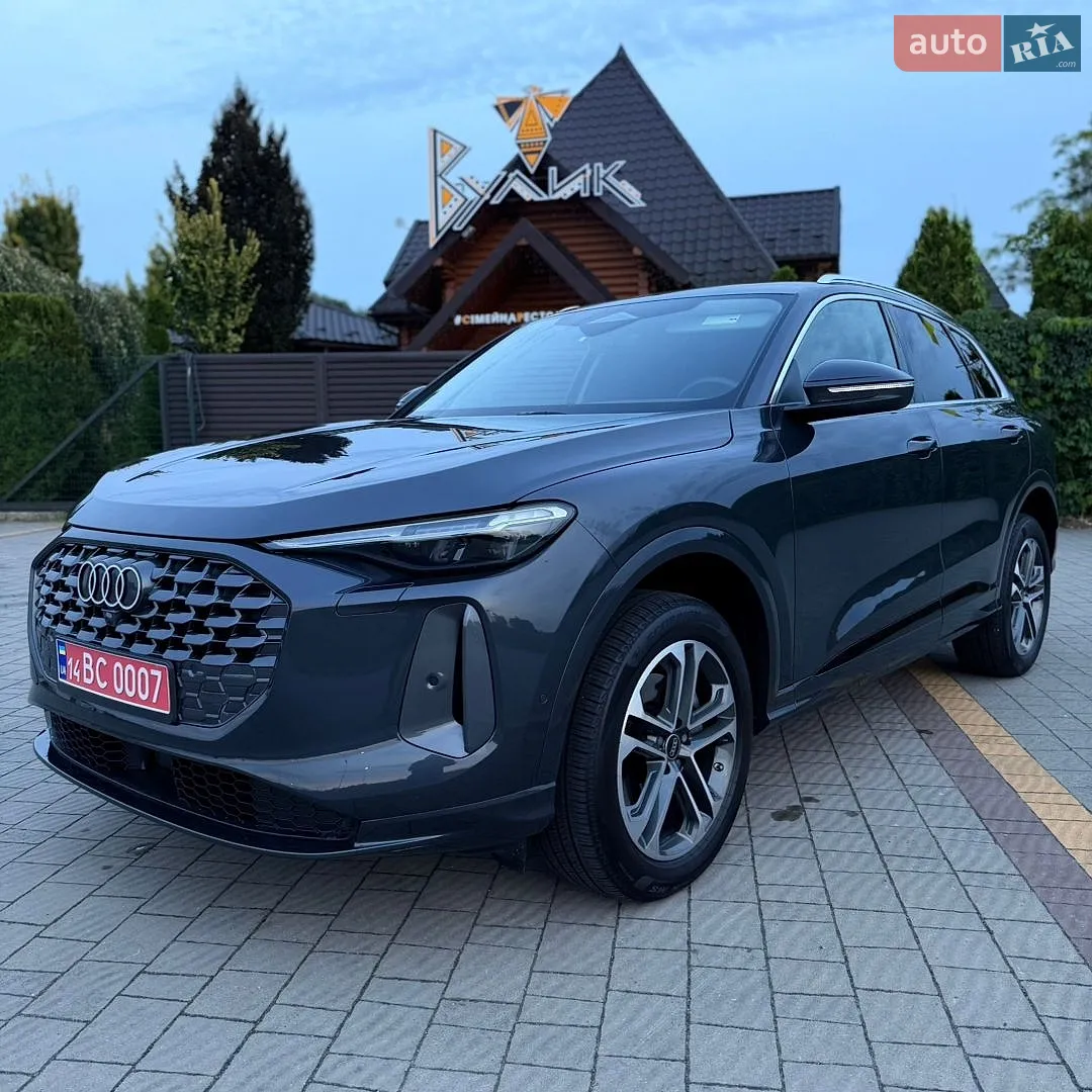 2025 Audi Q5 - фото 1