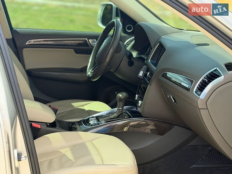 Позашляховик / Кросовер Audi Q5 2013 в Тернополі