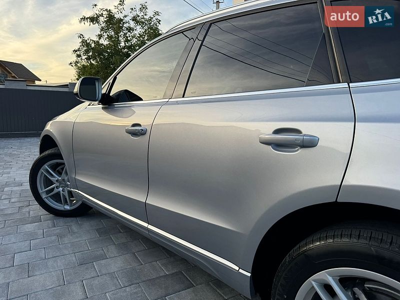 Внедорожник / Кроссовер Audi Q5 2015 в Дрогобыче