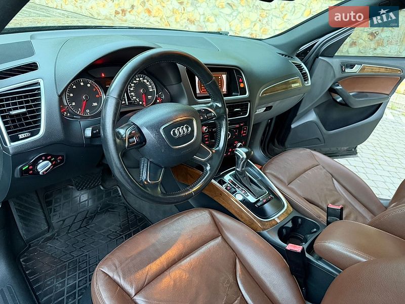 Позашляховик / Кросовер Audi Q5 2014 в Тячеві