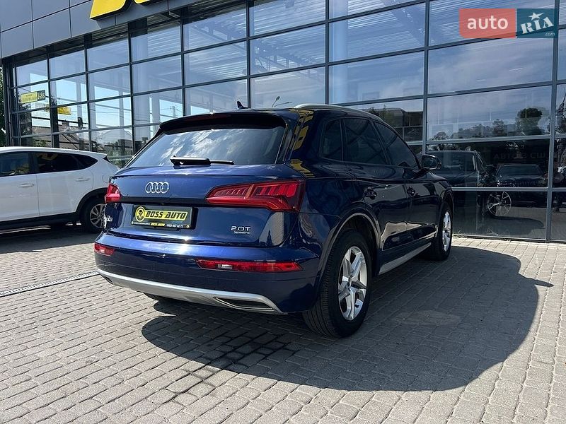 Внедорожник / Кроссовер Audi Q5 2017 в Ивано-Франковске