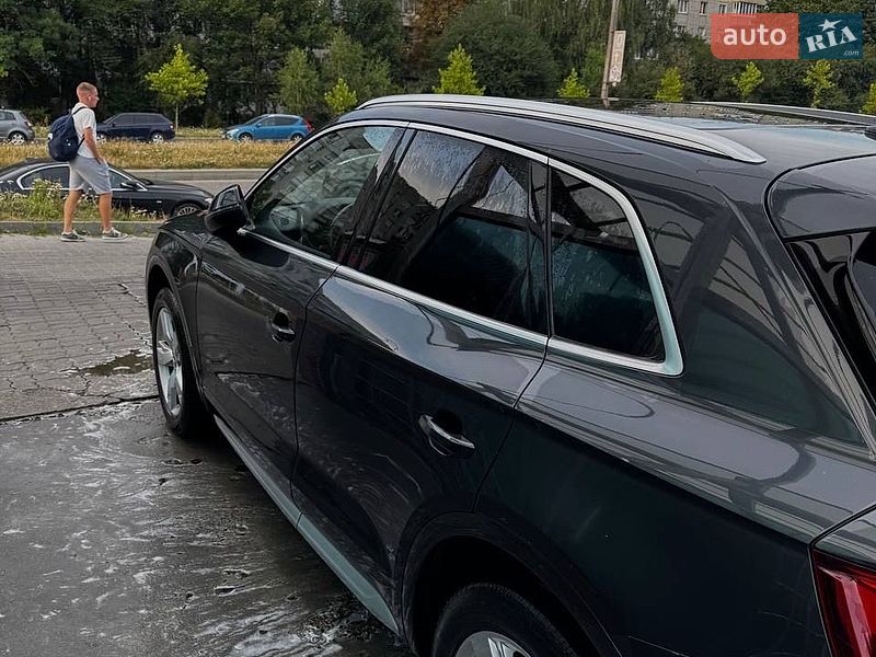 Внедорожник / Кроссовер Audi Q5 2017 в Львове фото 10 Внедорожник / Кроссовер Audi Q5 2017 в Львове
