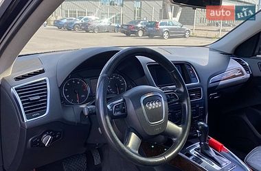 Внедорожник / Кроссовер Audi Q5 2010 в Львове