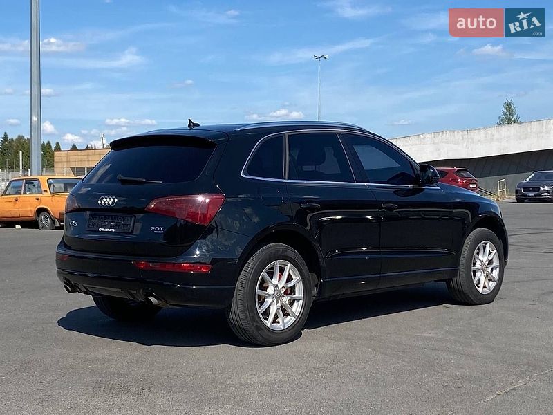 Внедорожник / Кроссовер Audi Q5 2010 в Львове