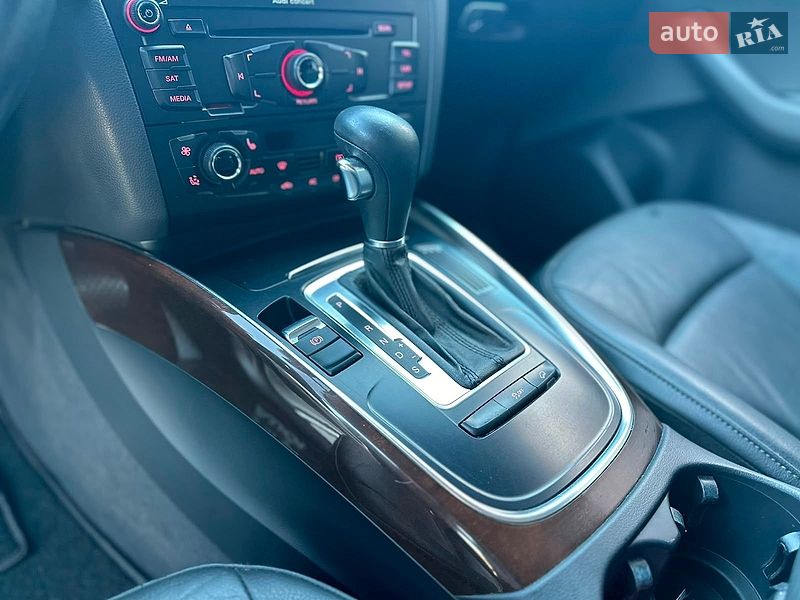 Позашляховик / Кросовер Audi Q5 2010 в Володимирі
