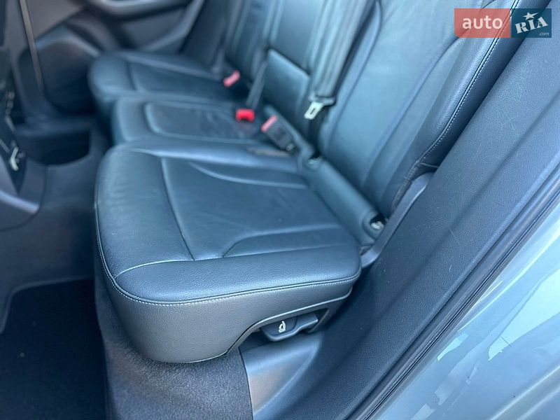 Позашляховик / Кросовер Audi Q5 2010 в Володимирі