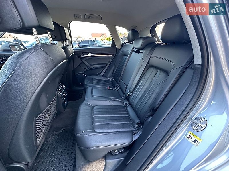 Позашляховик / Кросовер Audi Q5 2018 в Стрию