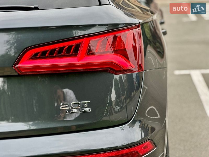 Позашляховик / Кросовер Audi Q5 2018 в Києві