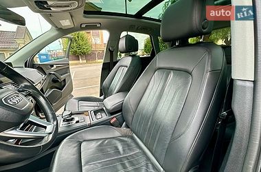 Позашляховик / Кросовер Audi Q5 2018 в Києві