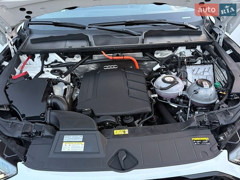Внедорожник / Кроссовер Audi Q5 2024 в Днепре
