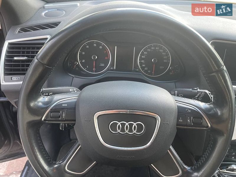Позашляховик / Кросовер Audi Q5 2015 в Києві