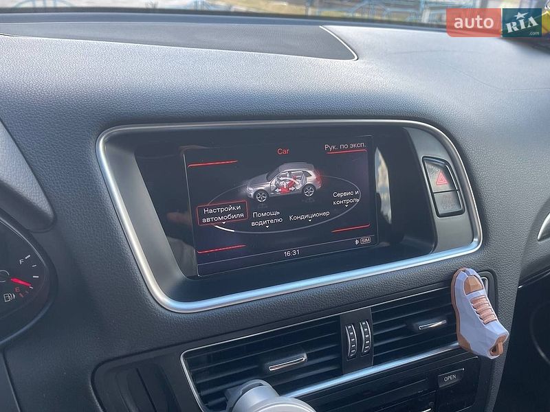 Позашляховик / Кросовер Audi Q5 2015 в Києві