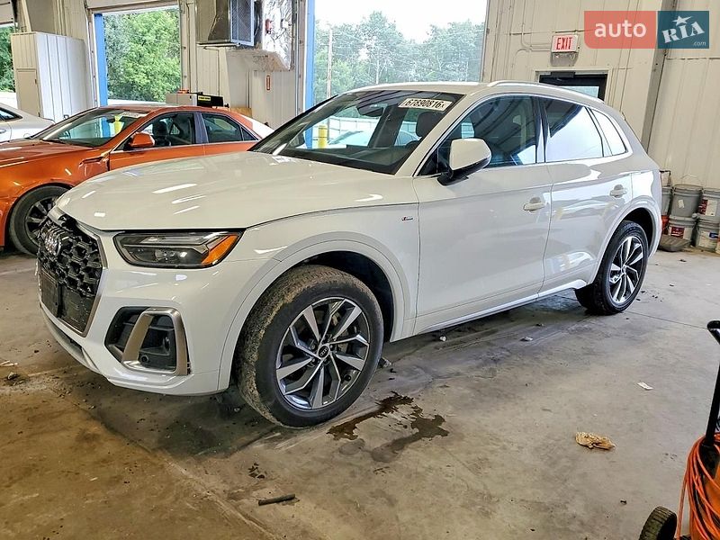 Внедорожник / Кроссовер Audi Q5 2024 в Львове