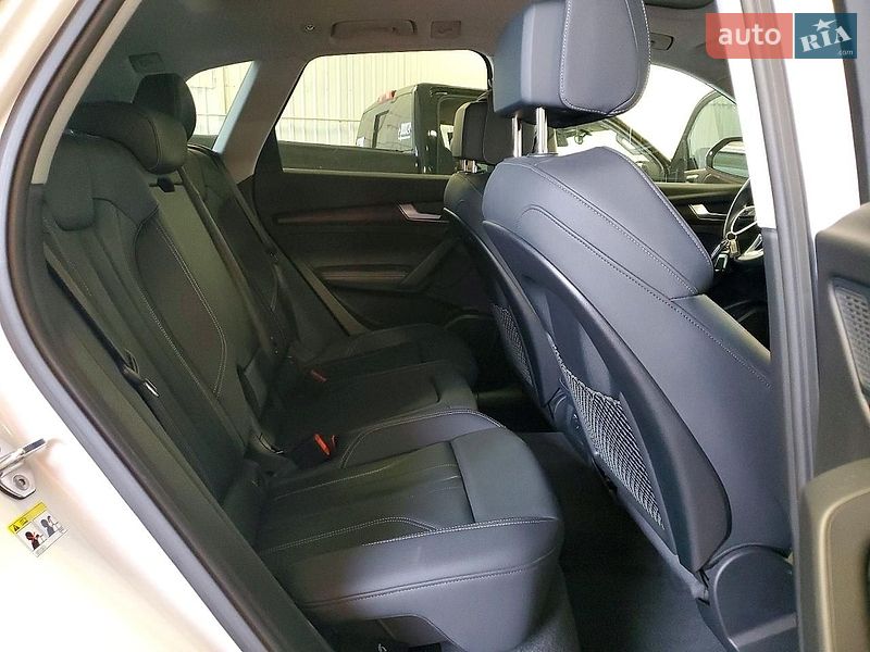 Внедорожник / Кроссовер Audi Q5 2024 в Львове