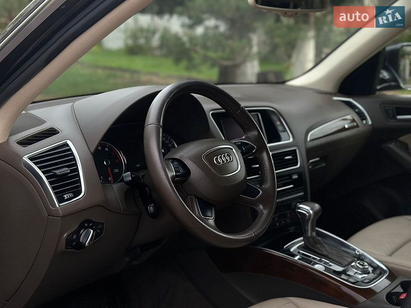 Внедорожник / Кроссовер Audi Q5 2014 в Львове