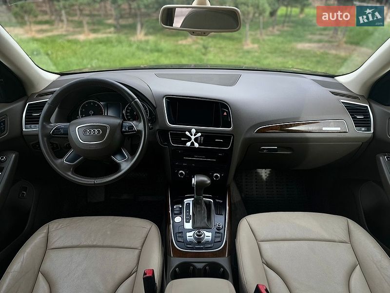 Внедорожник / Кроссовер Audi Q5 2014 в Львове