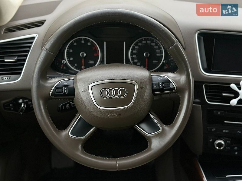 Внедорожник / Кроссовер Audi Q5 2014 в Львове
