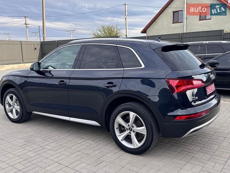 Внедорожник / Кроссовер Audi Q5 2019 в Львове