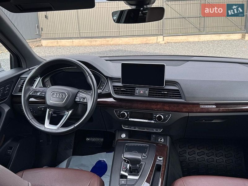 Внедорожник / Кроссовер Audi Q5 2019 в Львове