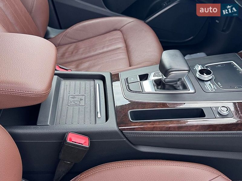 Внедорожник / Кроссовер Audi Q5 2019 в Львове