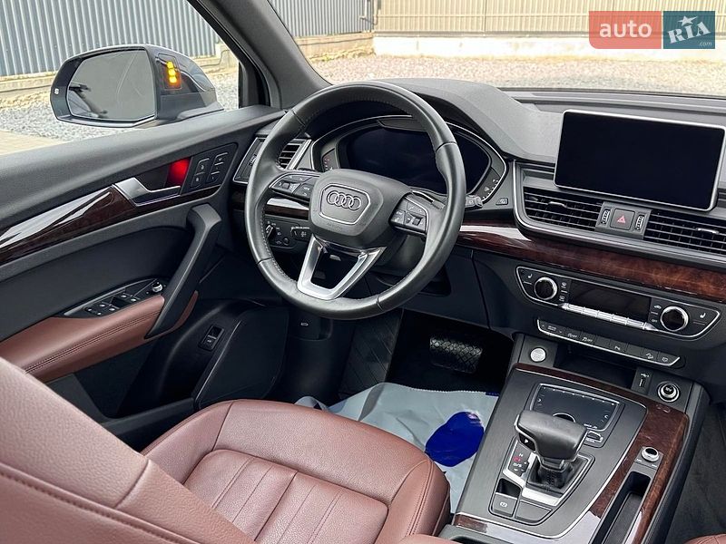 Внедорожник / Кроссовер Audi Q5 2019 в Львове