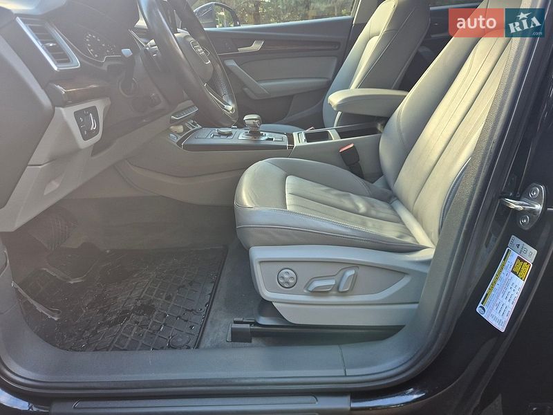 Позашляховик / Кросовер Audi Q5 2019 в Києві фото 14 Позашляховик / Кросовер Audi Q5 2019 в Києві