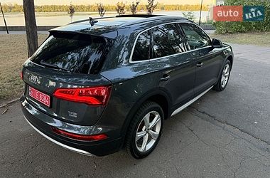 Внедорожник / Кроссовер Audi Q5 2018 в Киеве
