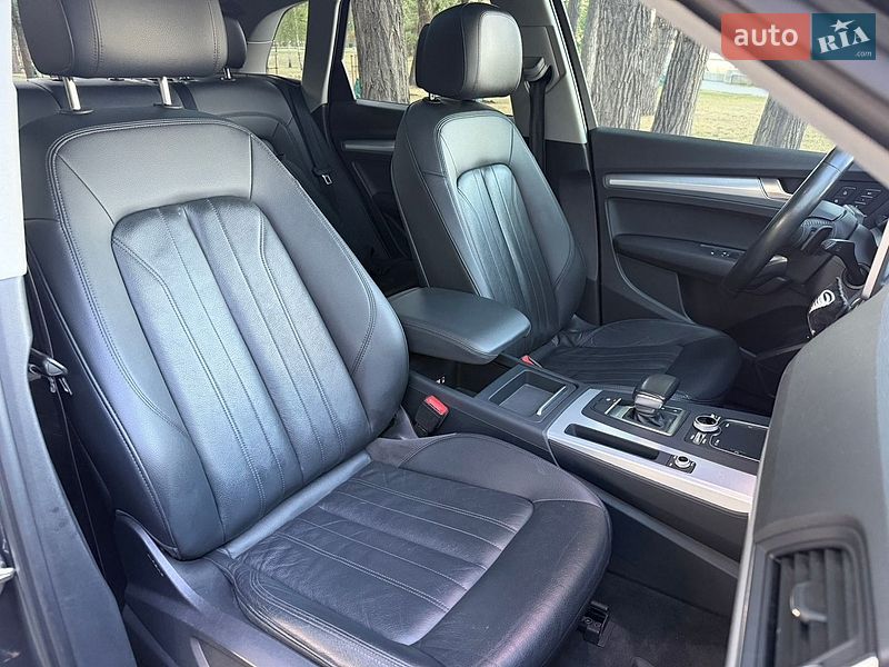 Внедорожник / Кроссовер Audi Q5 2018 в Киеве