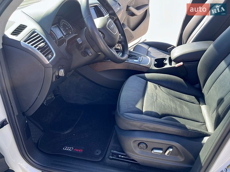Внедорожник / Кроссовер Audi Q5 2014 в Киеве