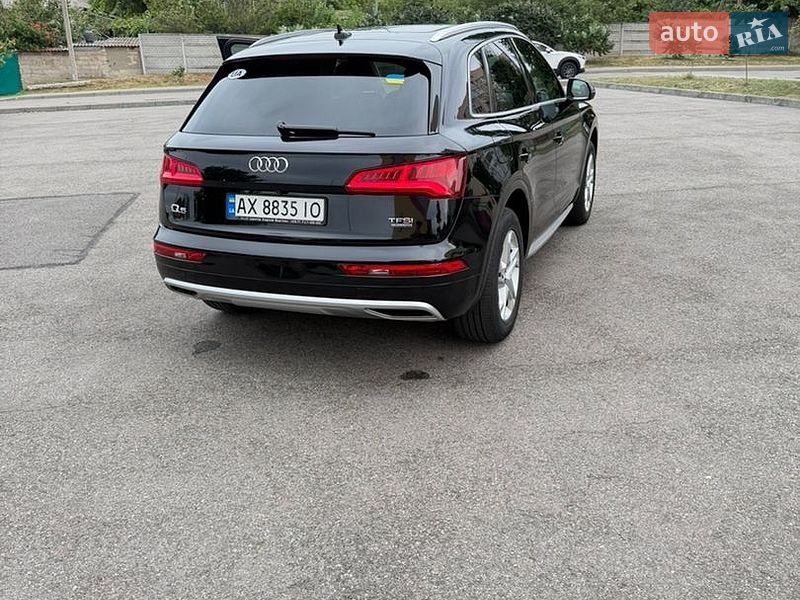 Позашляховик / Кросовер Audi Q5 2019 в Харкові