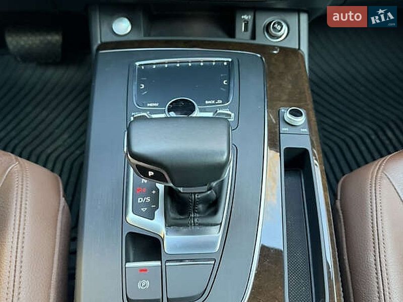Внедорожник / Кроссовер Audi Q5 2019 в Ивано-Франковске