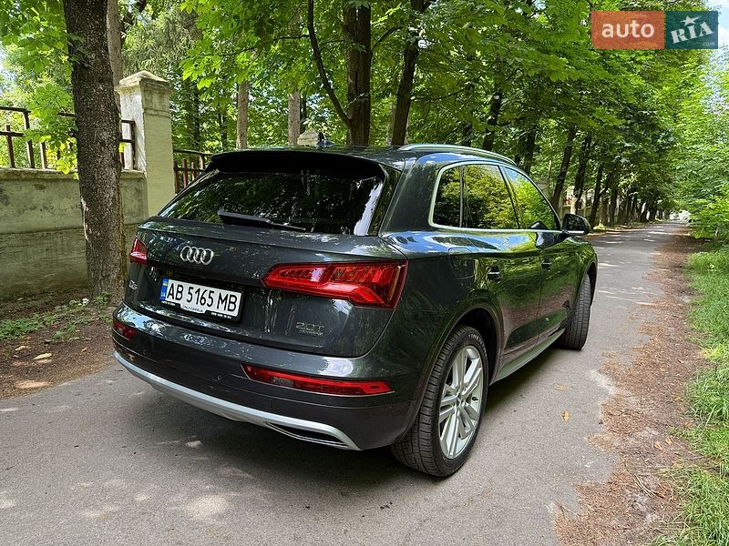 Позашляховик / Кросовер Audi Q5 2018 в Вінниці